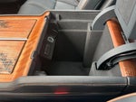 2025 Navigator Thumbnail 39