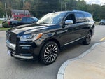 2023 Navigator Thumbnail 3