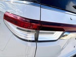 2023 Navigator Thumbnail 28