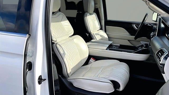 2023 Lincoln Navigator Black Label