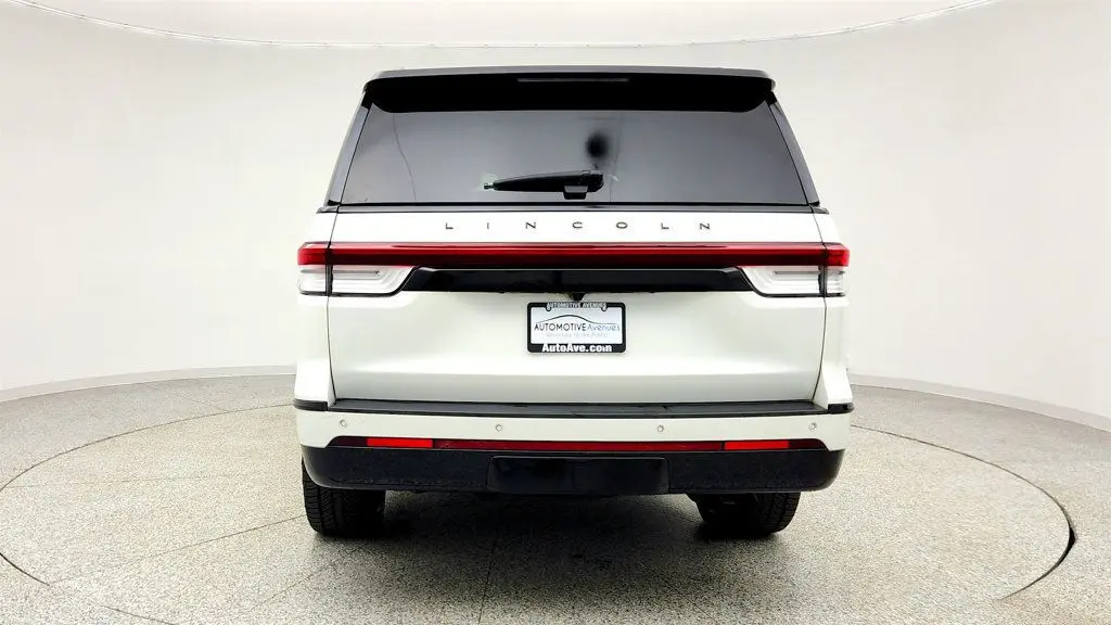 2024 Lincoln Navigator Black Label