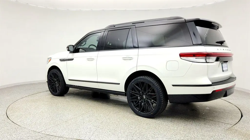 2024 Lincoln Navigator Black Label