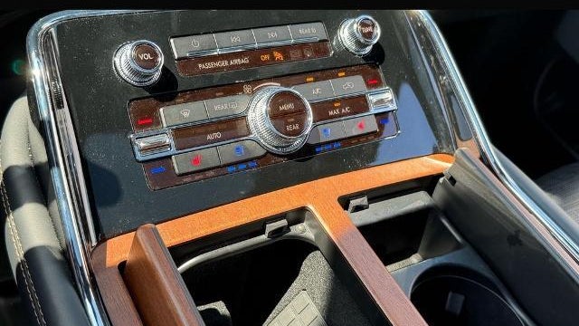 2024 Lincoln Navigator Black Label