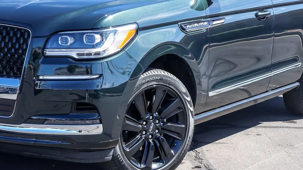 2024 Lincoln Navigator Black Label
