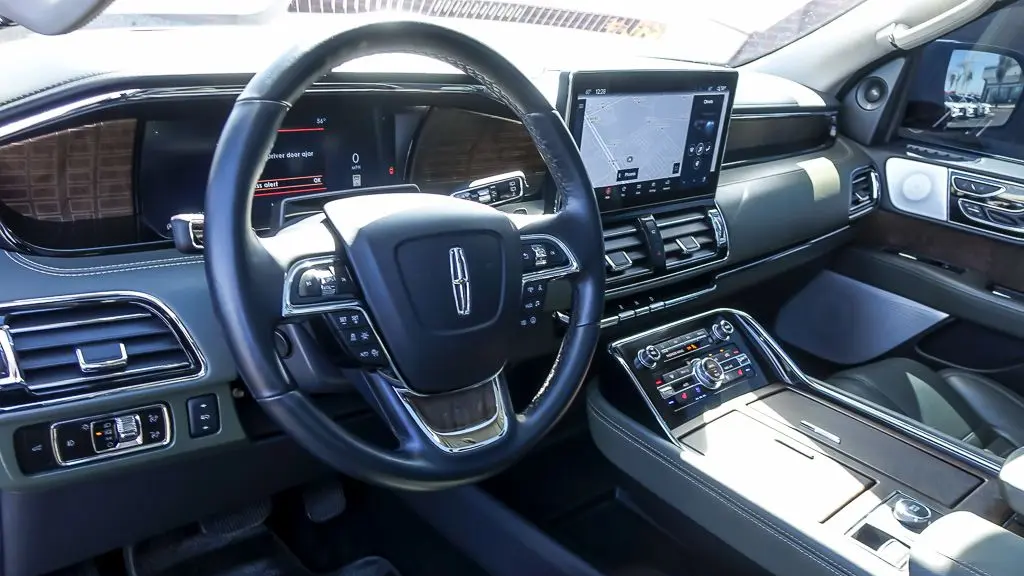 2024 Lincoln Navigator Black Label