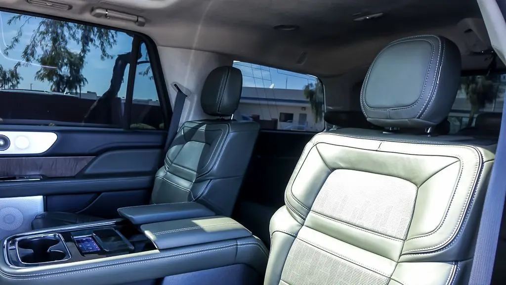 2024 Lincoln Navigator Black Label