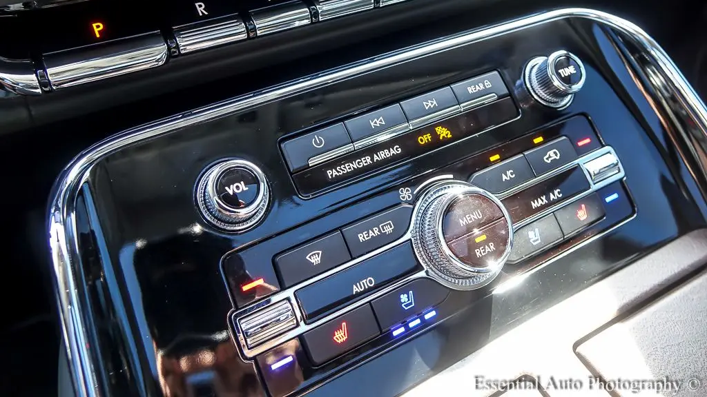 2024 Lincoln Navigator Black Label