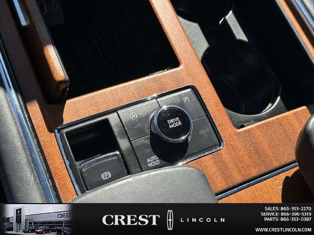 2024 Lincoln Navigator - $67,999