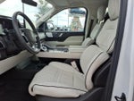 2024 Navigator Thumbnail 10