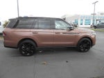 2025 Navigator Thumbnail 6