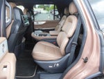 2025 Navigator Thumbnail 11
