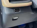 2025 Navigator Thumbnail 10