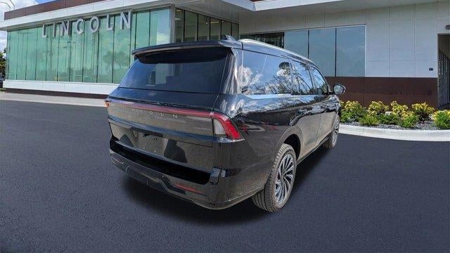 2025 Lincoln Navigator Black Label