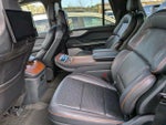 2025 Navigator Thumbnail 16