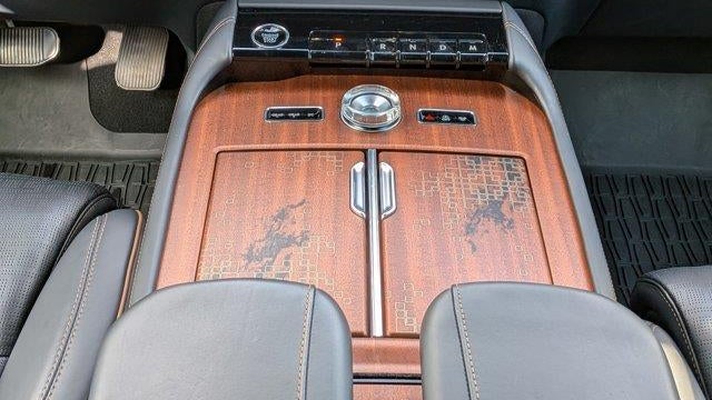 2025 Lincoln Navigator Black Label