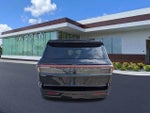 2025 Navigator Thumbnail 5