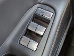 2025 Navigator Thumbnail 29