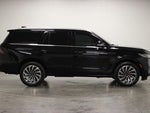 2025 Navigator Thumbnail 9