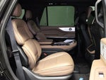 2025 Navigator Thumbnail 19