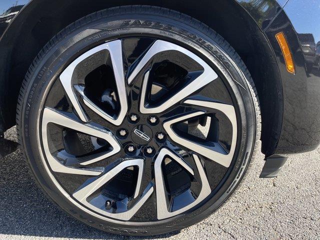 2026 Lincoln Navigator - $104,985