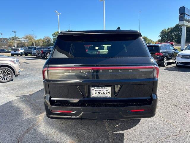 2026 Lincoln Navigator - $104,985