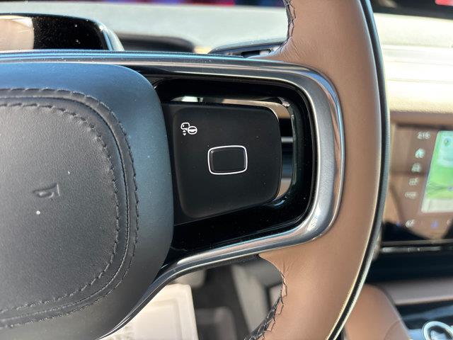 2026 Lincoln Navigator - $104,985