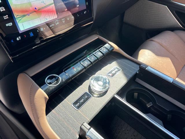 2026 Lincoln Navigator - $104,985