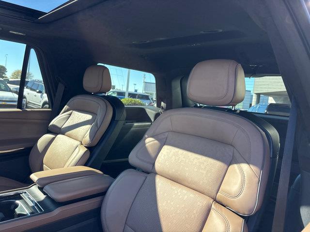 2026 Lincoln Navigator - $104,985