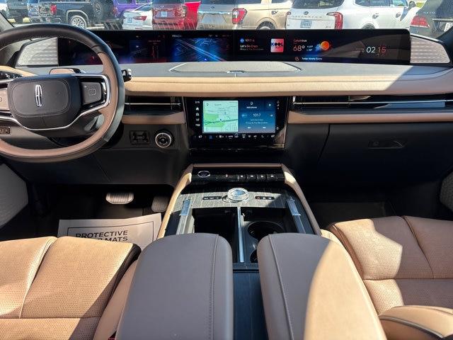 2026 Lincoln Navigator - $104,985