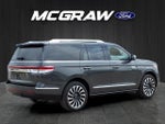 2023 Navigator Thumbnail 7