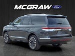 2023 Navigator Thumbnail 8