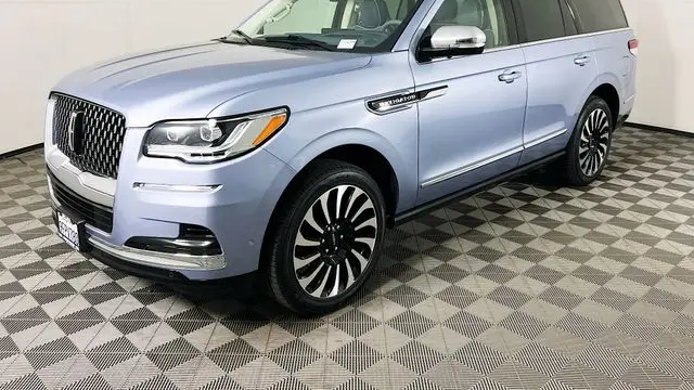 2023 Lincoln Navigator Black Label