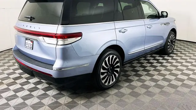 2023 Lincoln Navigator Black Label