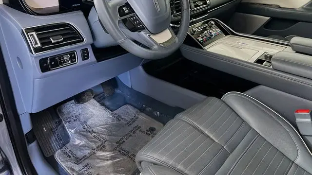 2023 Lincoln Navigator Black Label