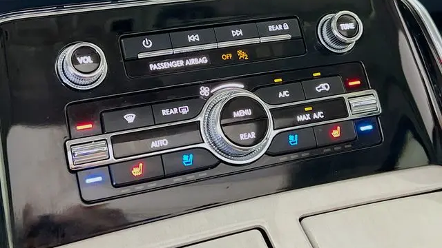 2023 Lincoln Navigator Black Label