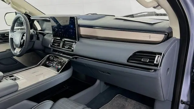 2023 Lincoln Navigator Black Label