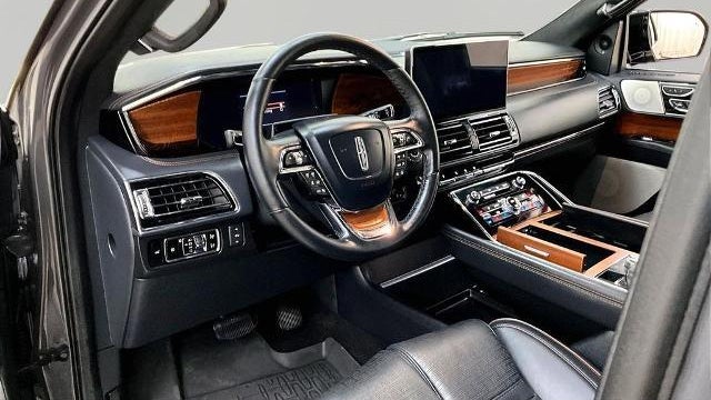 2023 Lincoln Navigator Black Label