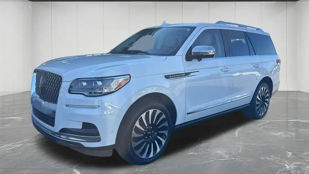 Preowned 2023 Lincoln Navigator Black Label for Sale