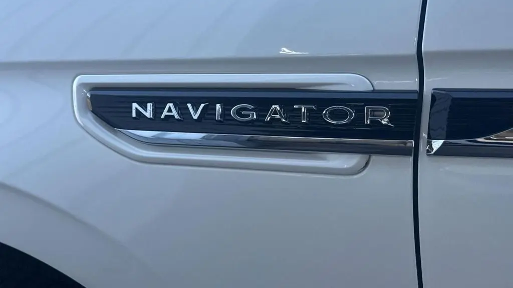 2023 Lincoln Navigator Black Label
