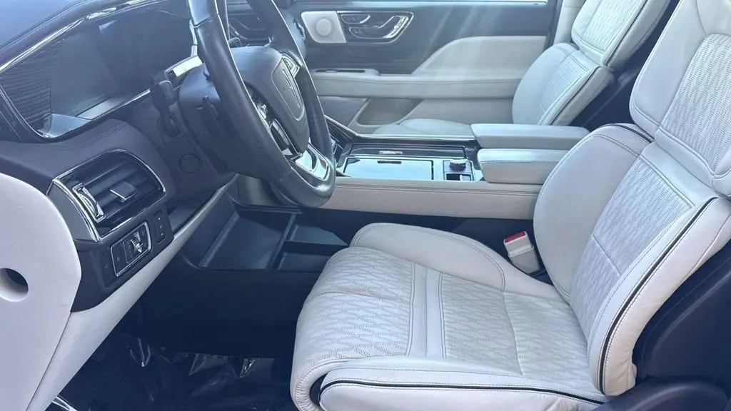 2023 Lincoln Navigator Black Label