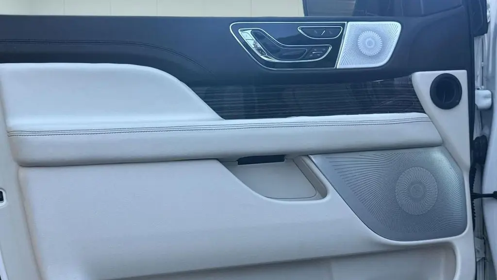 2023 Lincoln Navigator Black Label