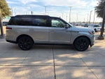 2023 Navigator Thumbnail 7