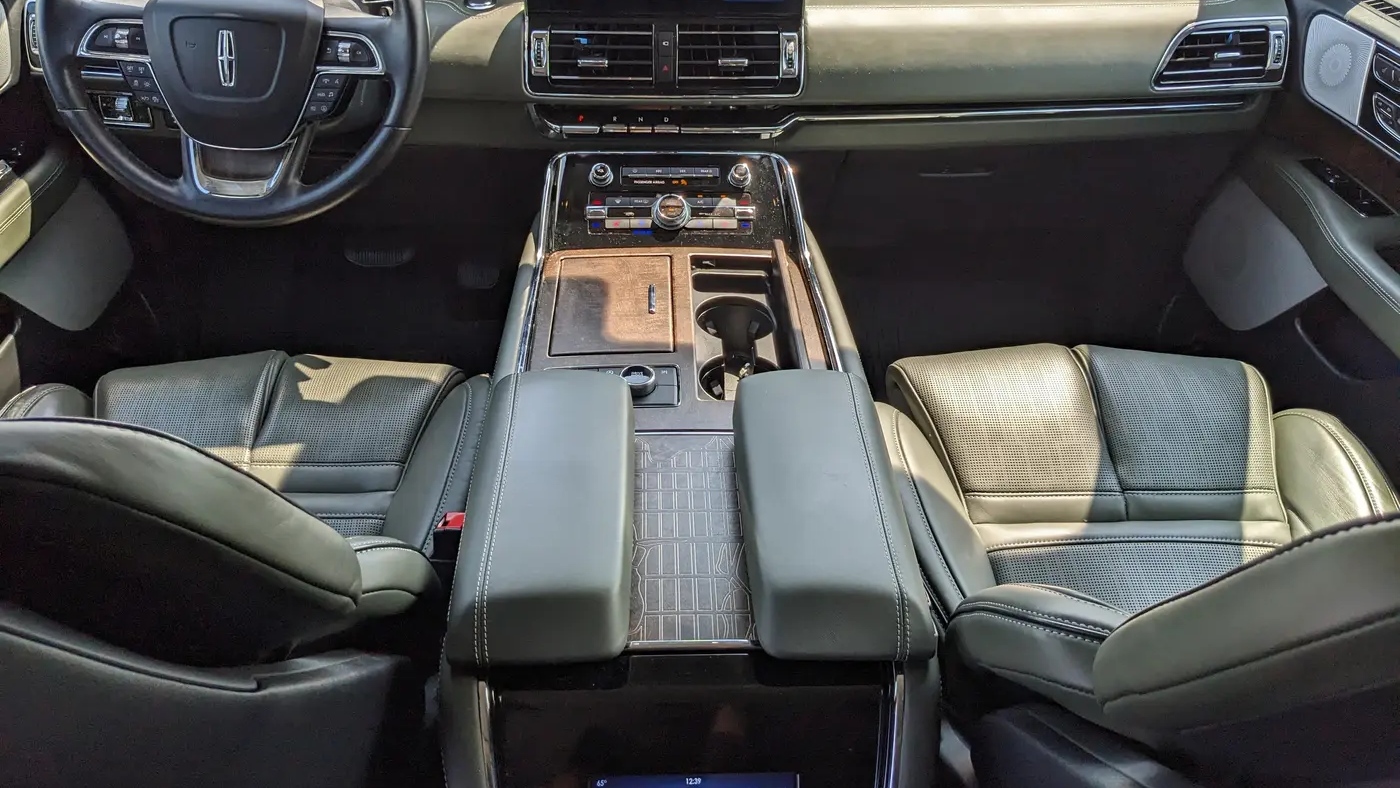 2024 Lincoln Navigator Black Label