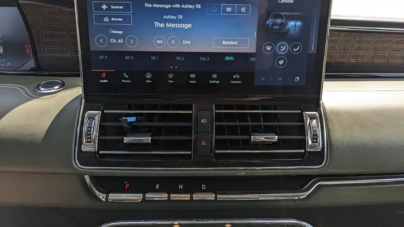 2024 Lincoln Navigator Black Label