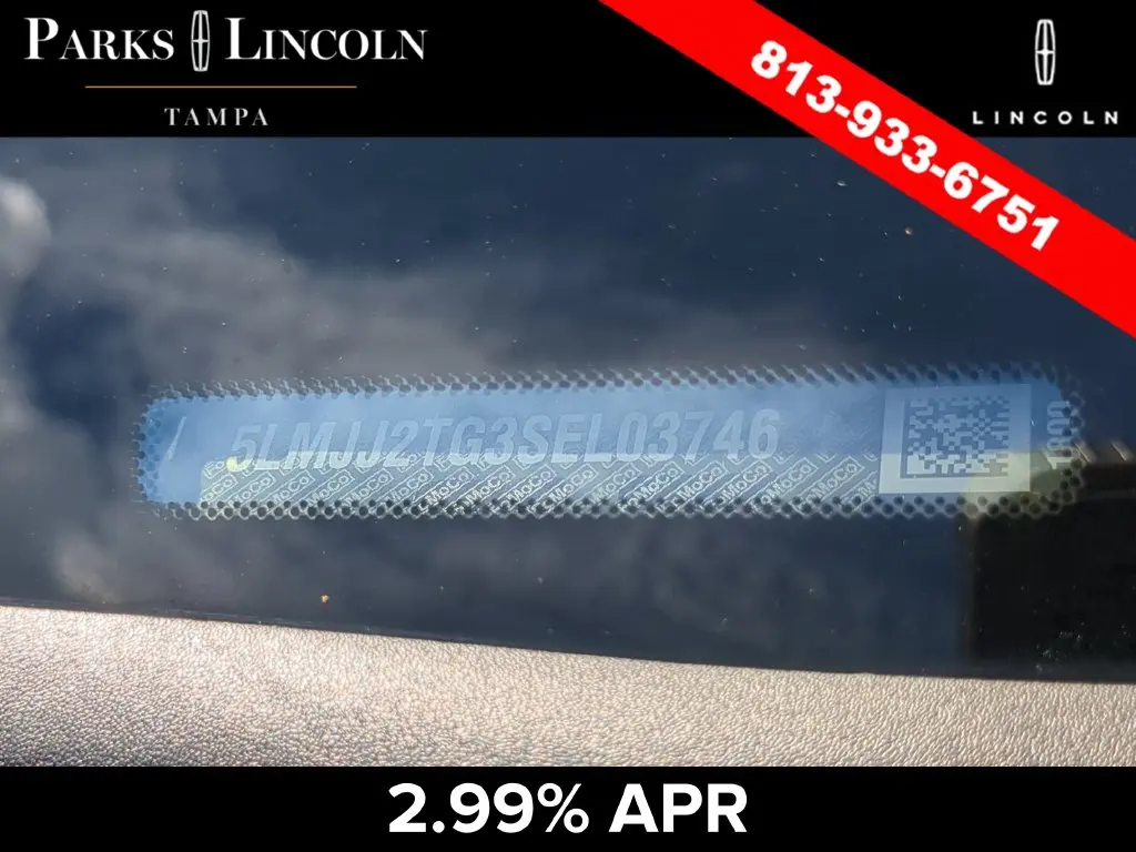 2025 Lincoln Navigator - $89,500