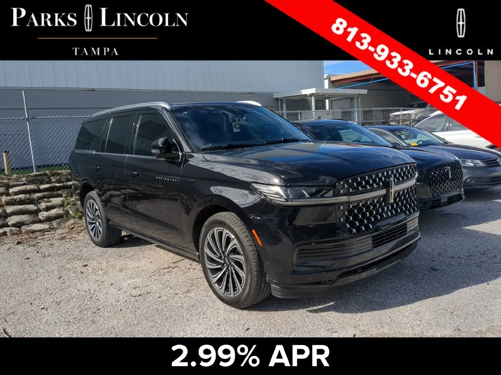 2025 Lincoln Navigator - $89,500