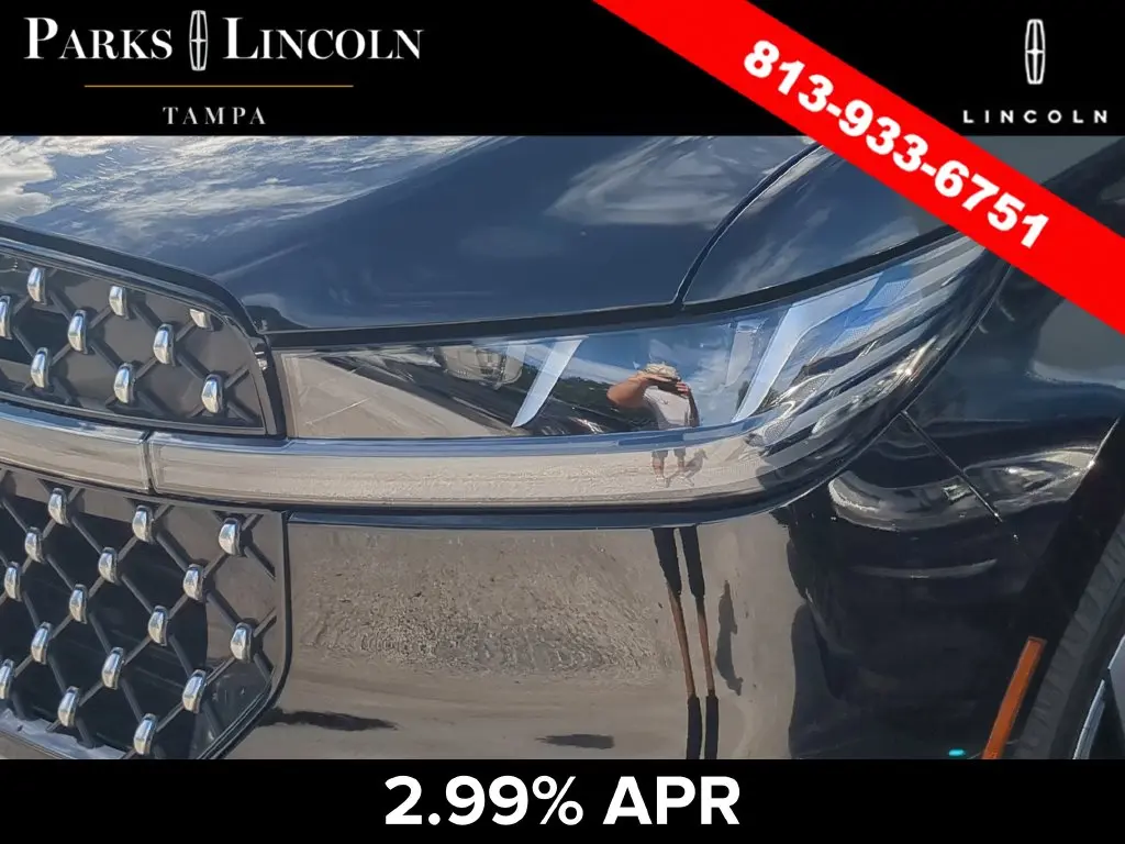 2025 Lincoln Navigator - $89,500