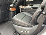 2025 Navigator Thumbnail 21