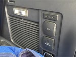 2025 Navigator Thumbnail 33