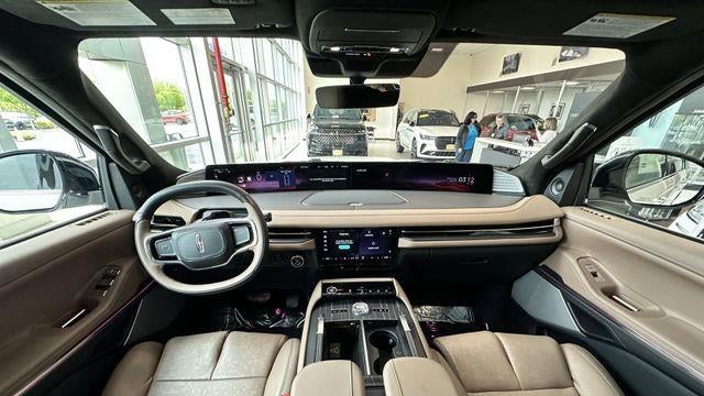 2025 Lincoln Navigator Black Label